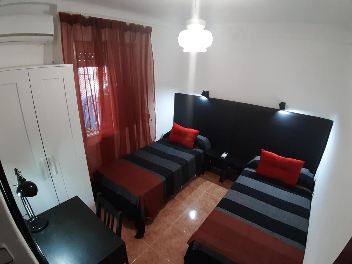 Fresh & Clean Room Sevilla Exterior photo